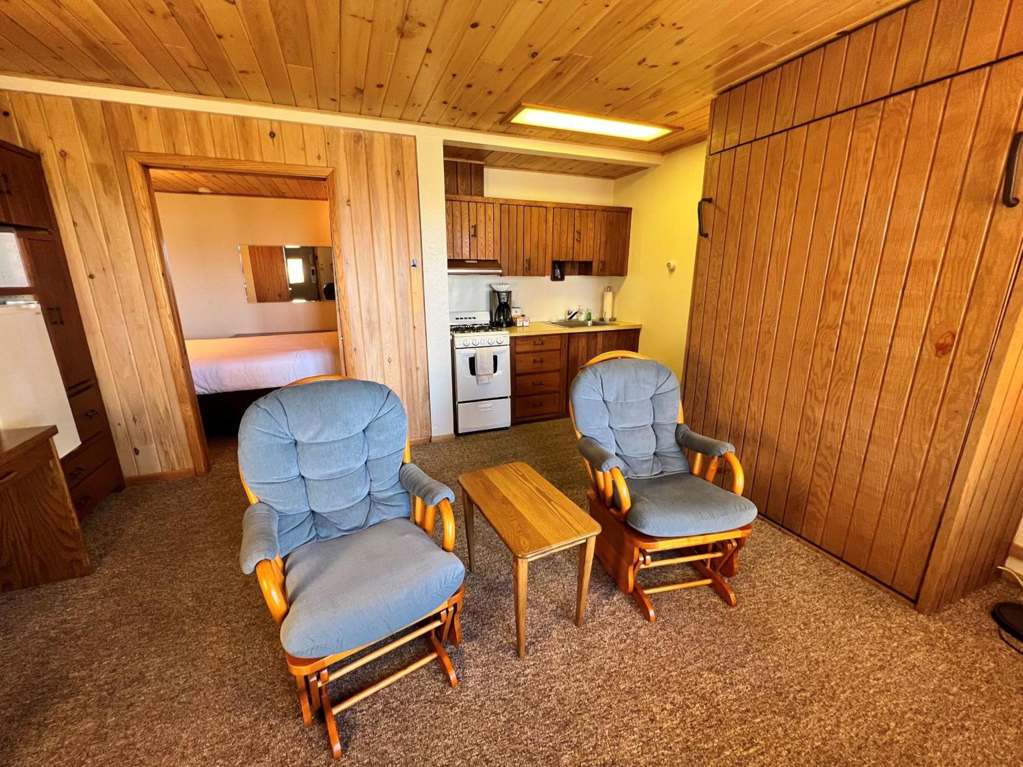 Thomsonite Inn On Lake Superior Гранд-Марей Экстерьер фото